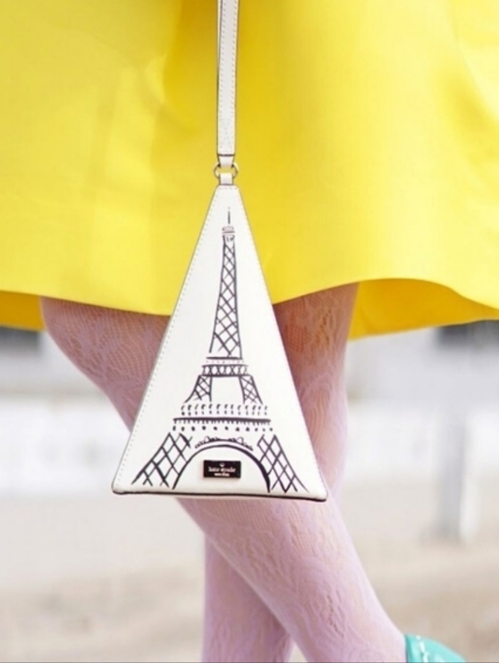 SAMPLE KATE SPADE MERRION SQUARE EIFFEL TOWER PARIS TRIANGLE CLUTCH WRISTLET BAG